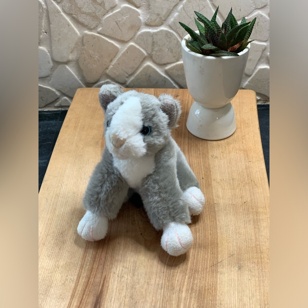 DOWMAN SOFT TOUCH | Vintage Small Plush Grey & White Kitten